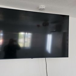 3 Smart TVs 50/60/70