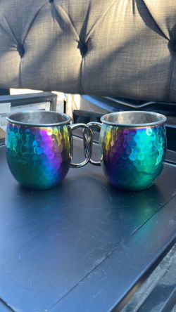 Cute ombré mule cups