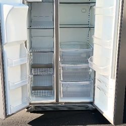 Counter Depth Frigidaire Gallery Refrigerator 