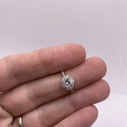 Diamond Engagement Ring (0.46 C.t) Certified!