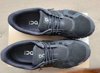 Women's On Cloud 6 Shoes WOMEN Size 8.5