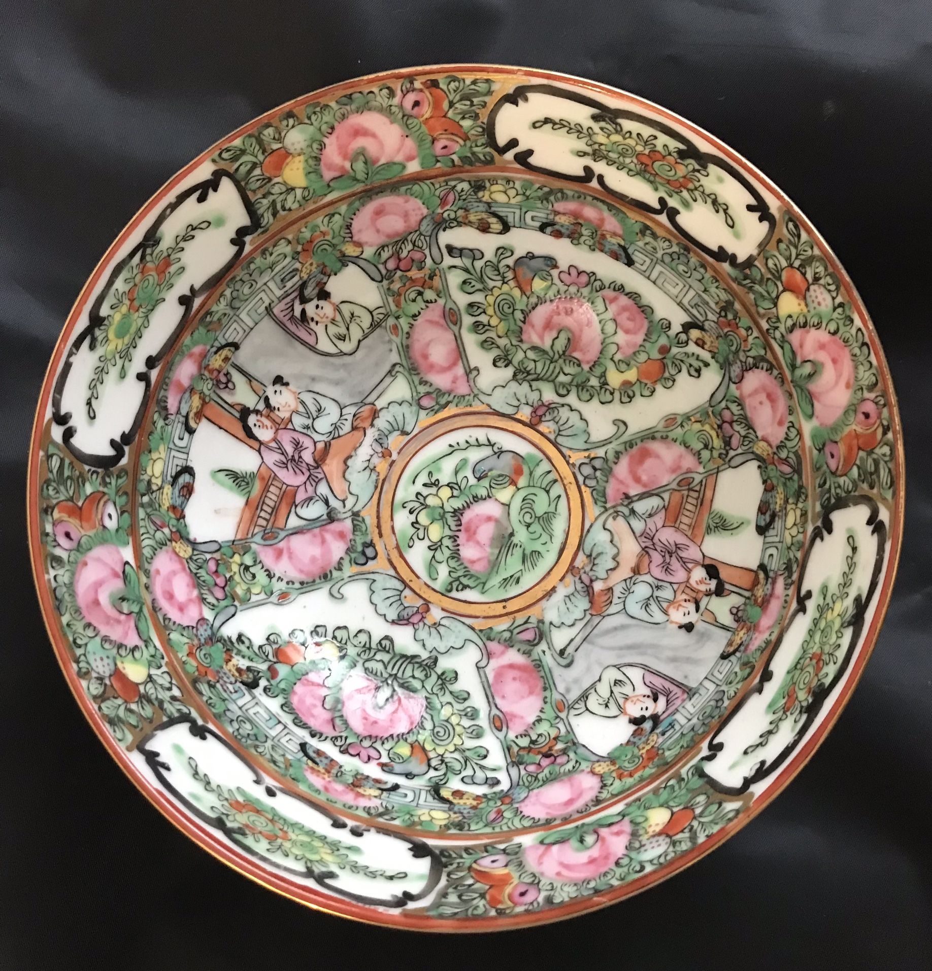 Vintage Rose Medallion Rice bowl