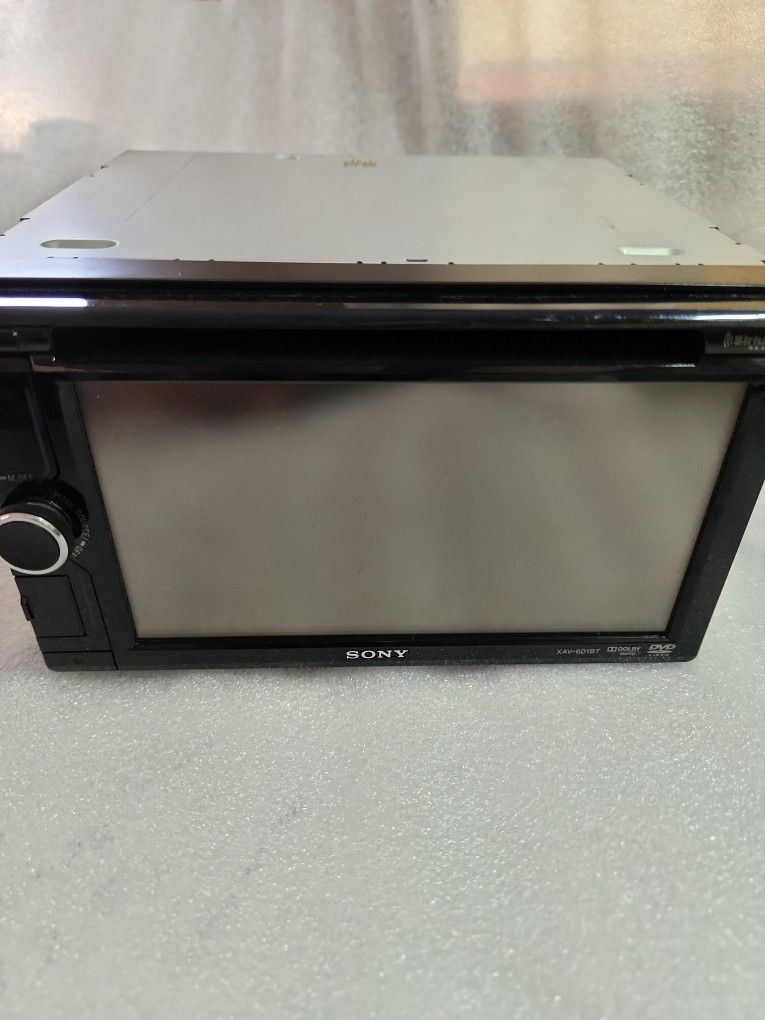 Sony XAV-601BT
DVD receiver With 5V RCA Outputs
