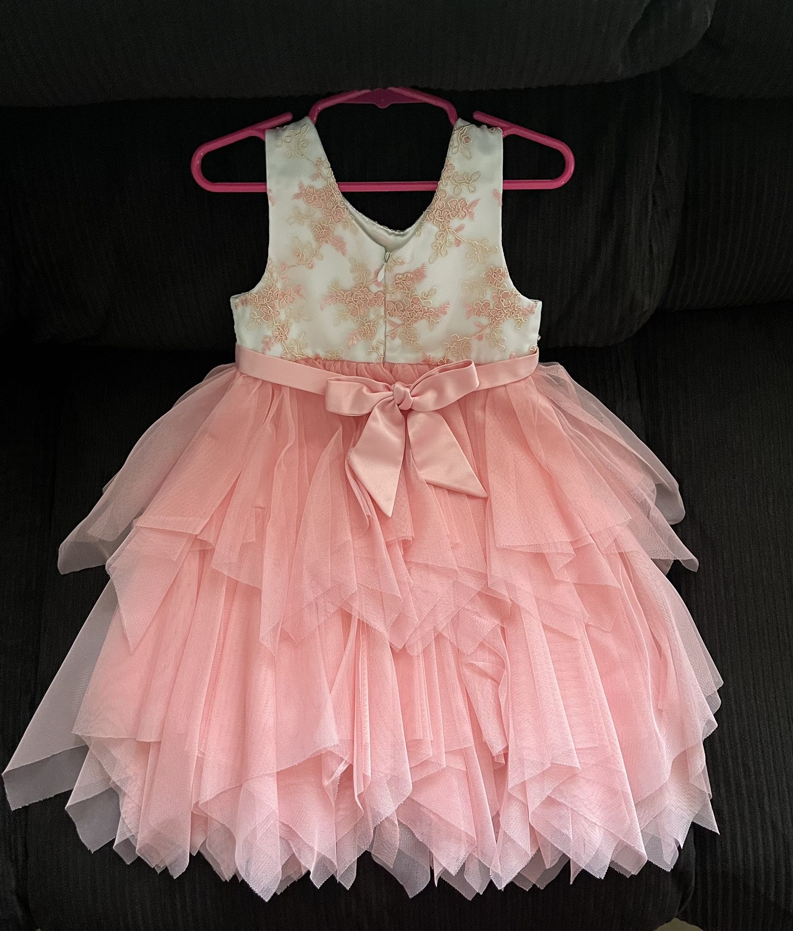 Girls' dresses
