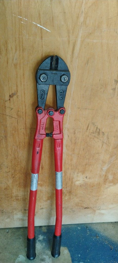 30 Inch Bolt Cutters. Used