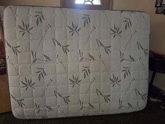 Mattress queen