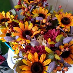 7 Sunflower Floral Arrangements