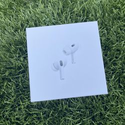 Apple AirPods Pro 2nd Generation White Bluetooth Wireless In-Ear Earbuds