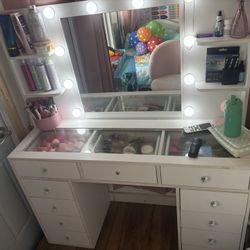 Makeup Vanity