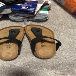 Experience Cozy Style with Brand-New Birkenstock Sandals! light land