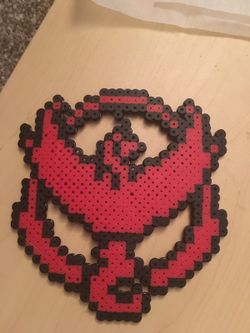 Pokemon go team valor Pixel Art