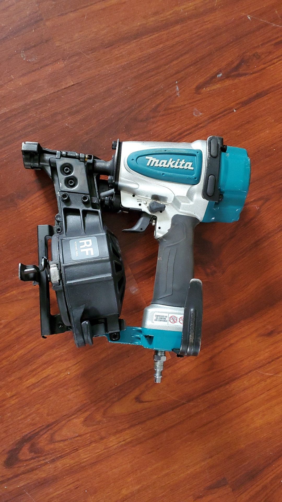 Makita roofing nailer for Sale in Auburn, WA OfferUp