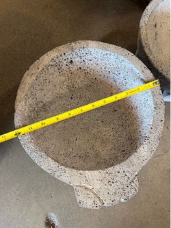 Molcajete de piedra negra! Grande tamaño!! 12 inch mortar and pestle!