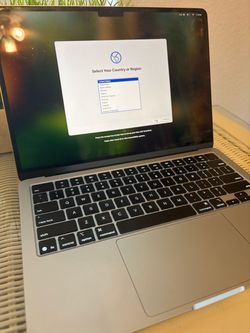 2025 MacBook Air - M4 chip with 24GB RAM