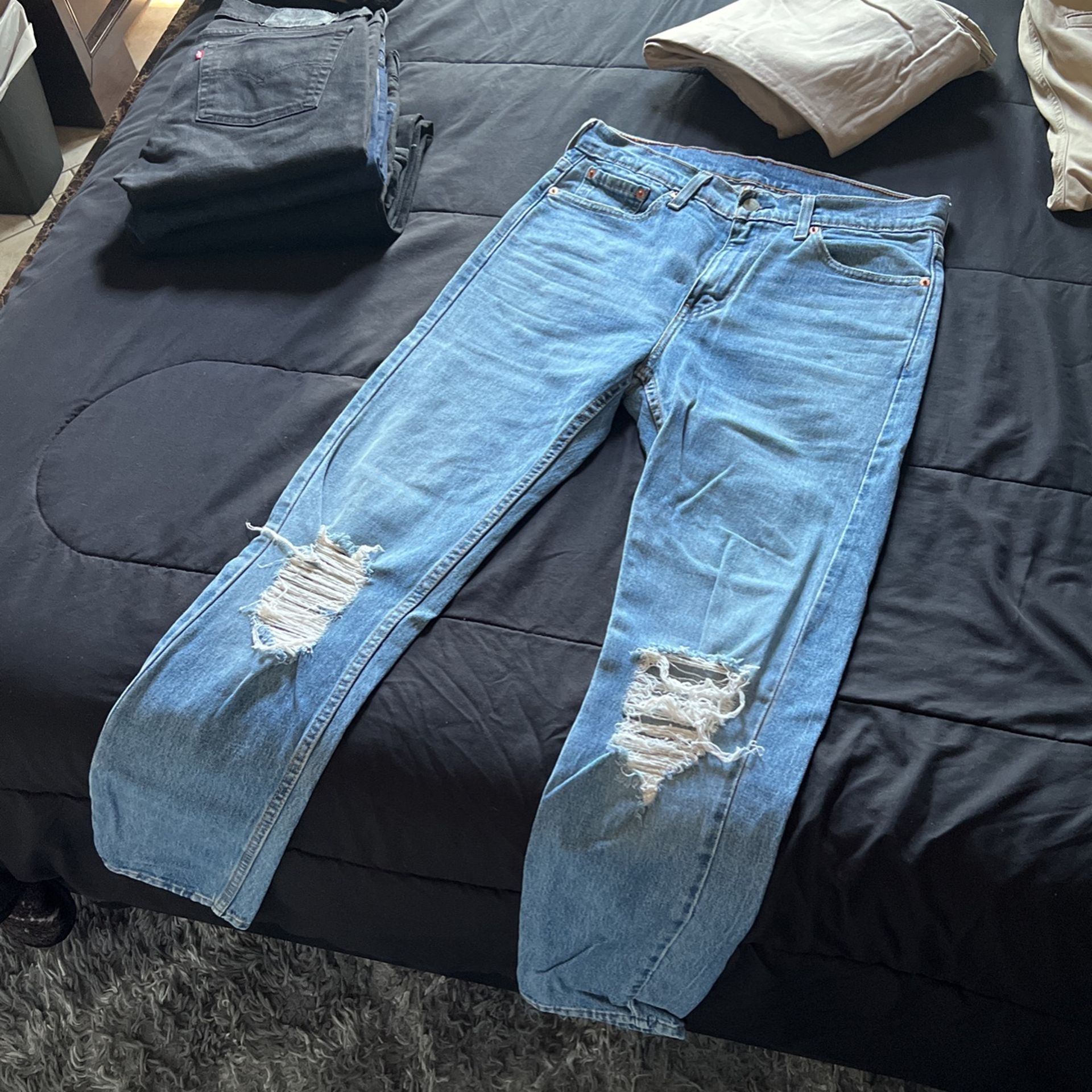 Levi’s Ripped Jeans