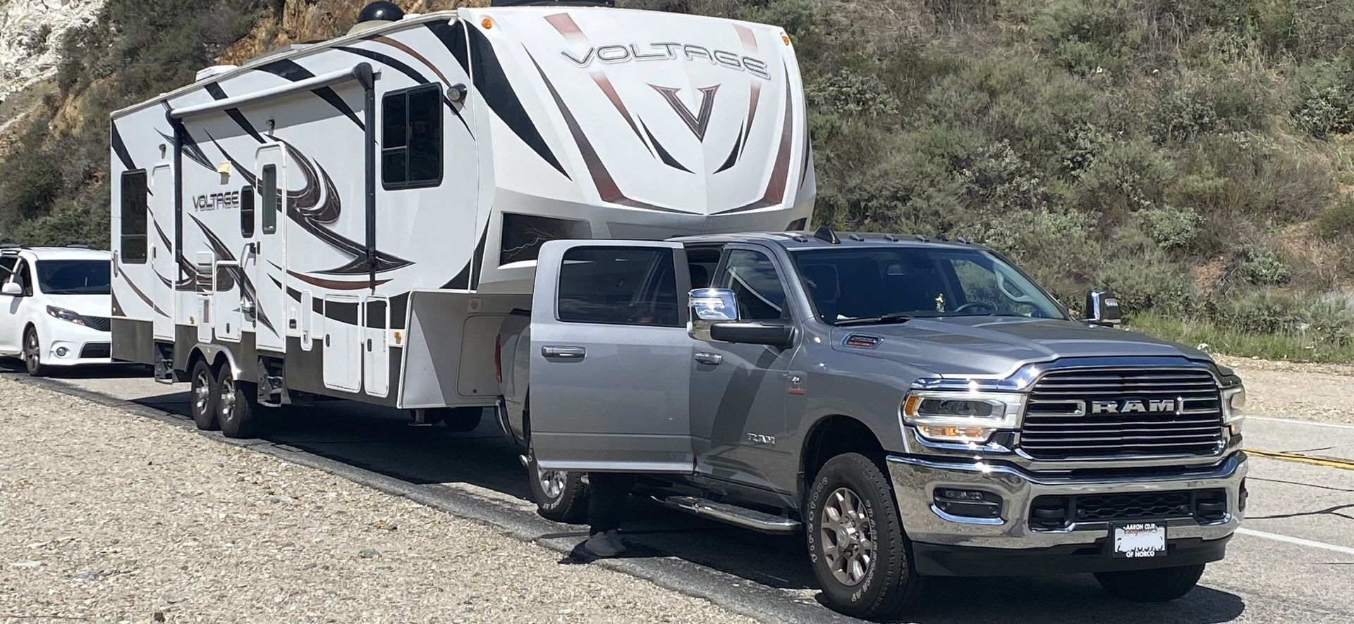 2012 DUTCHMEN VOLTAGE V3200 FLOORPLAN - TOY HAULER RV TRAILER