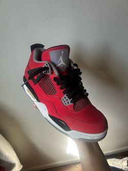 Jordan 4 toro bravos og