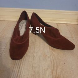 Easy Street Size 7.5N Womens Shoes 