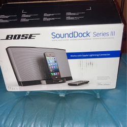 Bose SounDock series III (3)