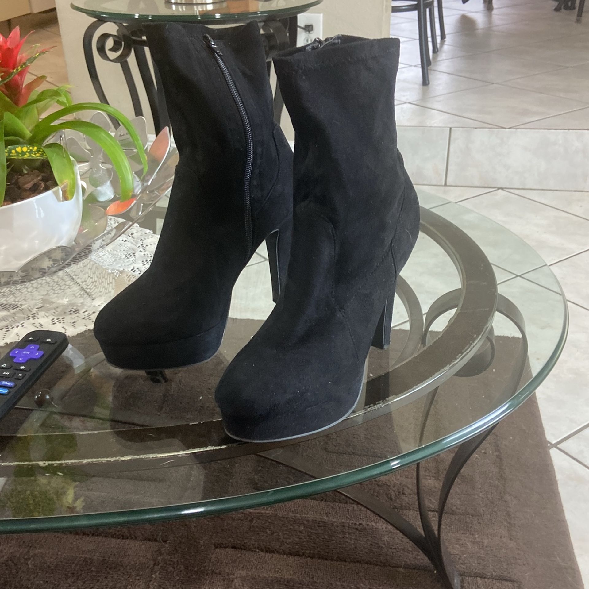 Botas