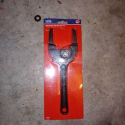 Adjustable Slip Nut Wrench