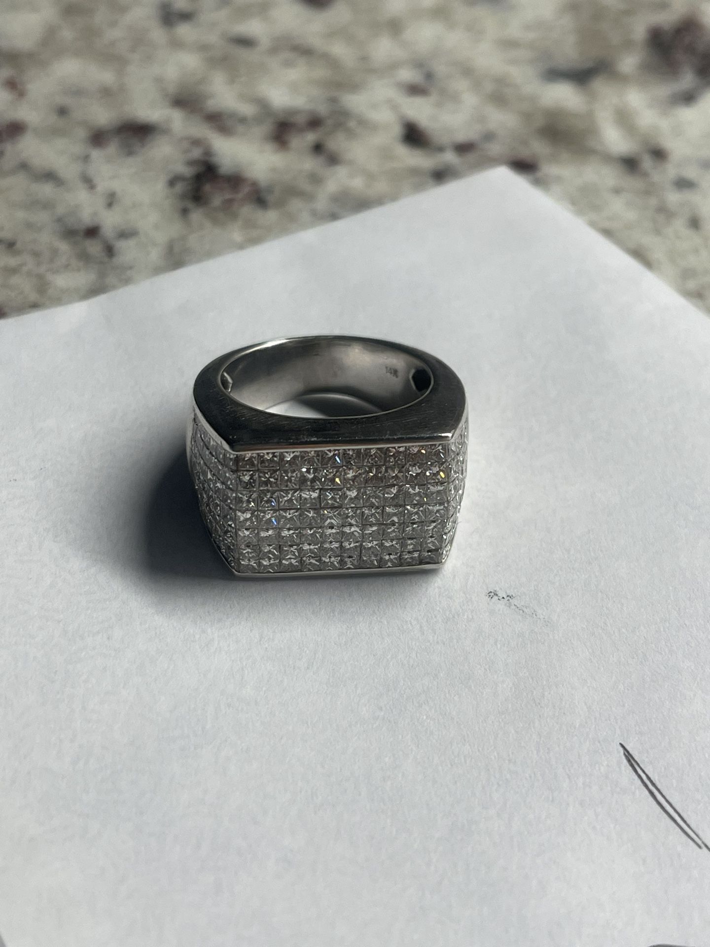 14k White Gold Ring (size11)