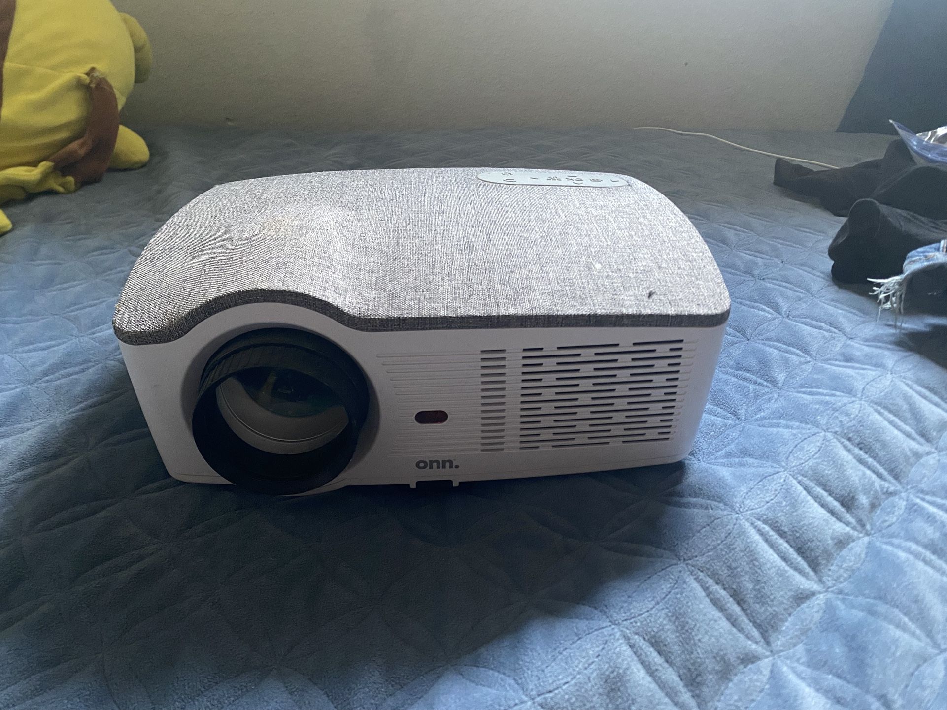 Onn Projector With Speaker and 920Ir subwoofer System