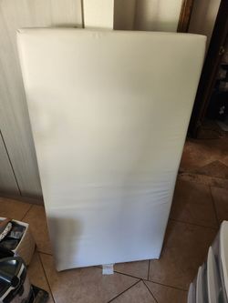 Crib mattress & covers