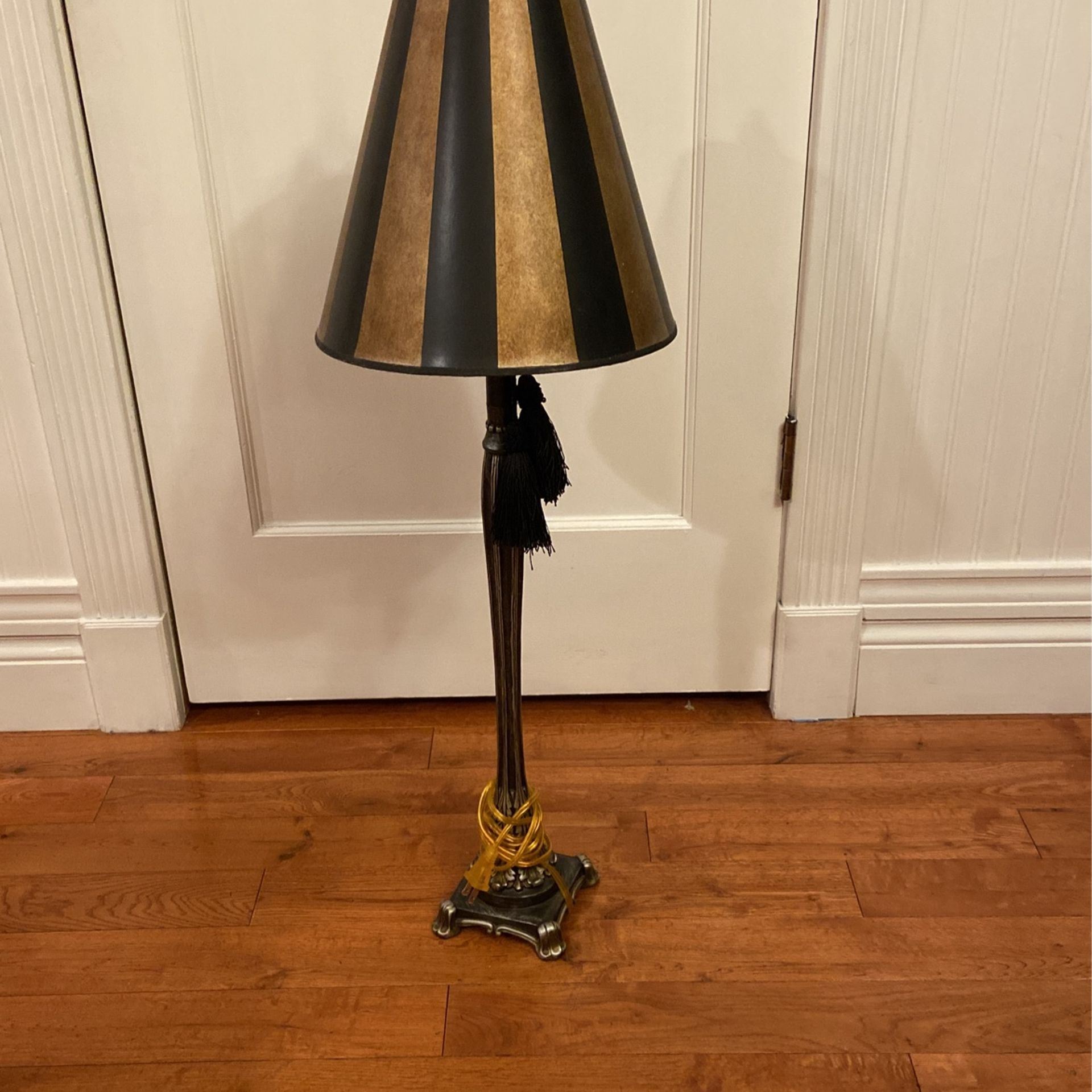 Table Lamp. 37”
