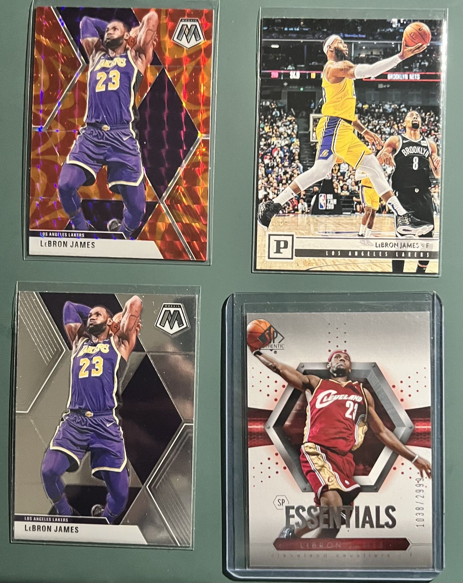 LeBron James Panini Essential #/2999 Panini Prizm Lot#4