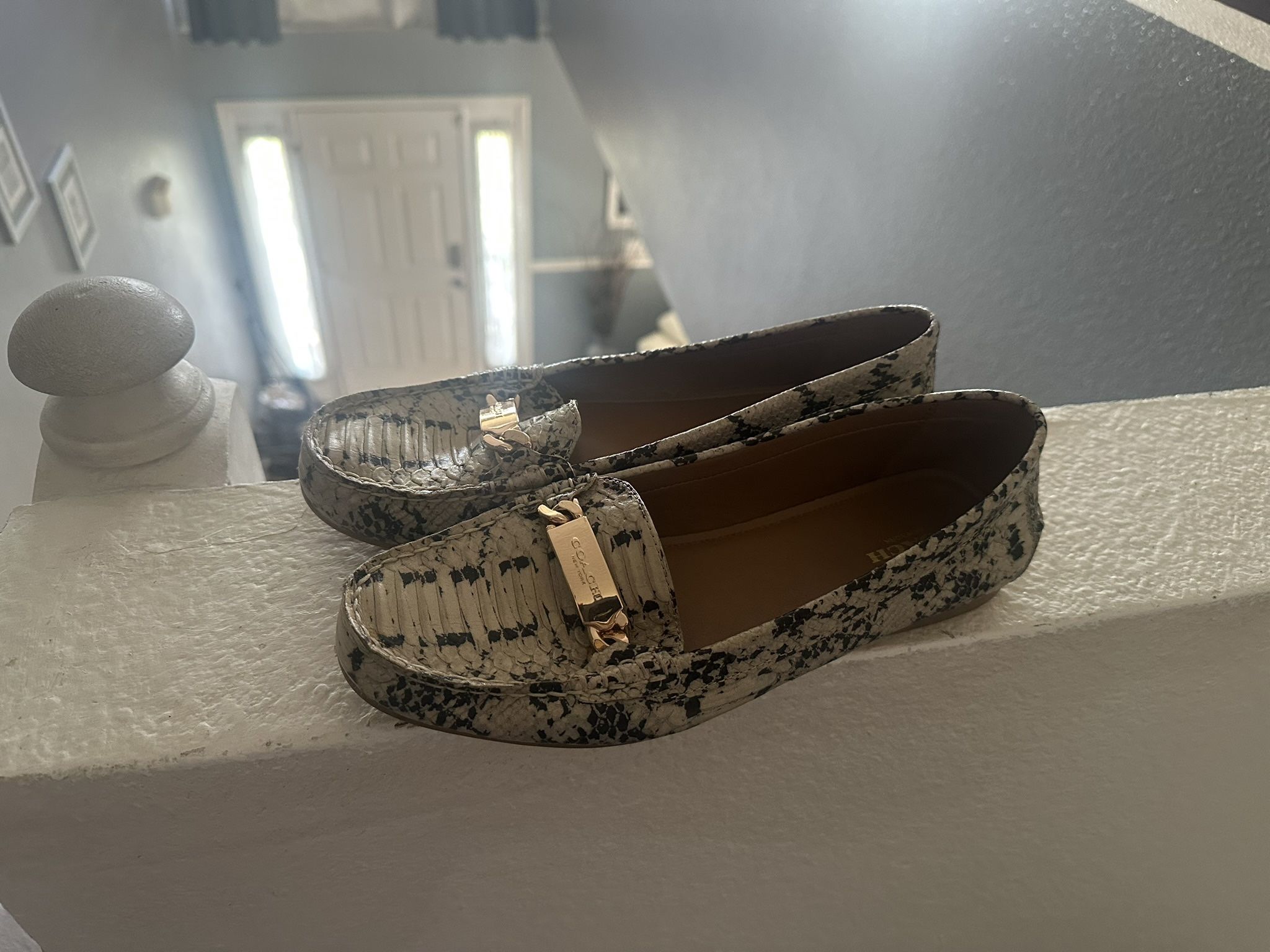 coach Snake Skin Loafers Women’s 9