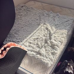 Queen Size Mattress And Spring Box