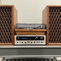 Pioneer SX-990 Stereo W/ Turntable