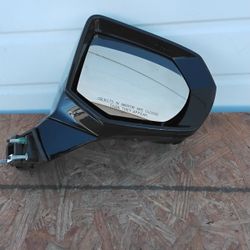 2021-2026 Chevy Tahoe Door Mirror 