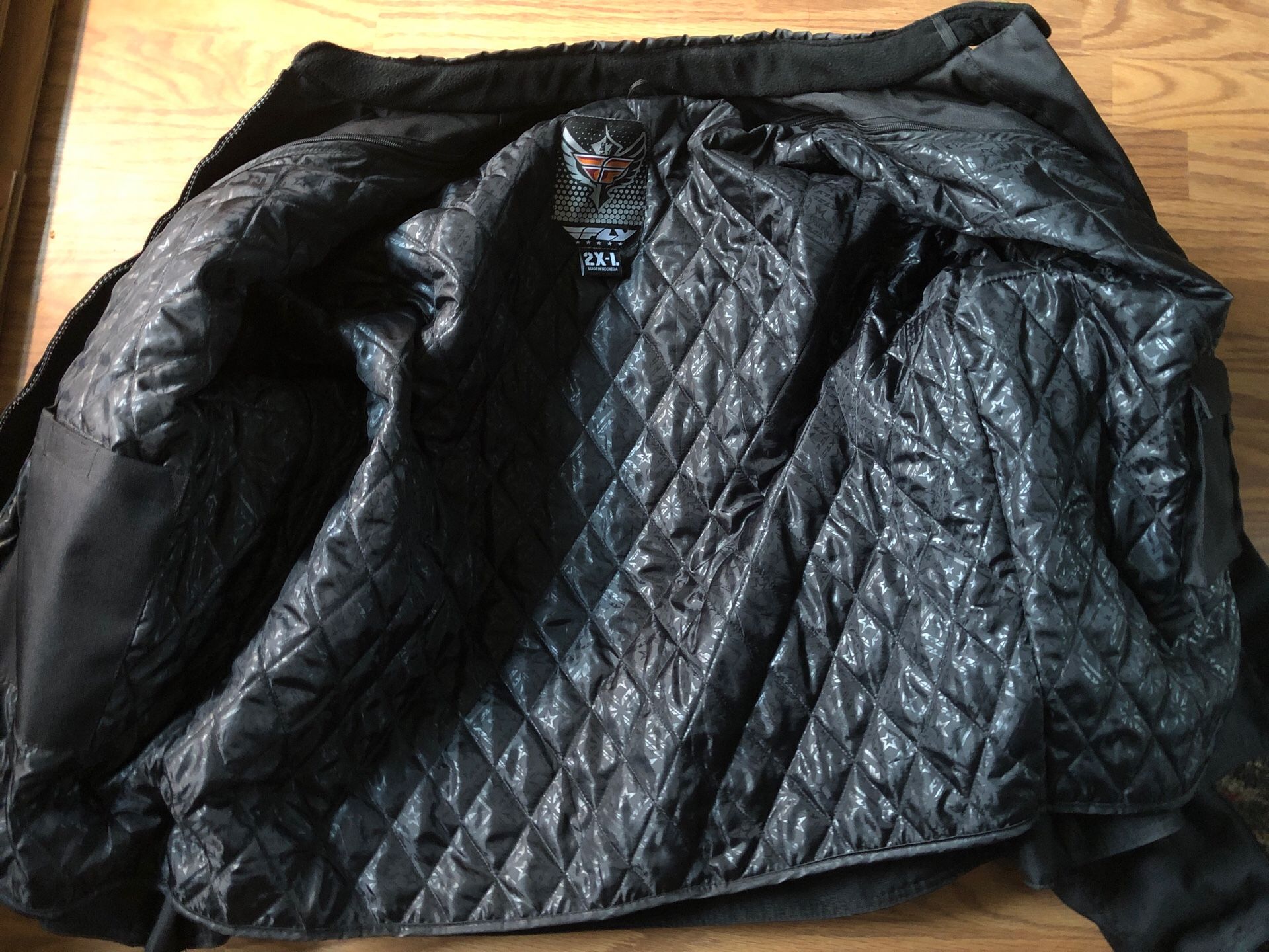Fly racing jacket