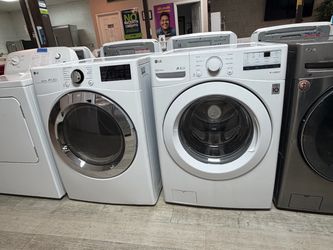 LG Front Load Washer And Dryer Set π·οΈ $699