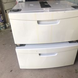 Washer And Dryer Pedestals