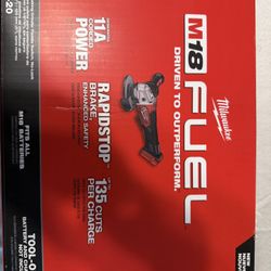 MILWAUKEE M18 FUEL 18V Lithium-Ion Brushless Cordless 4-1/2 in./5 in. Grinder and Starter Kit w/(1) 5.0 Ah Battery and Charger