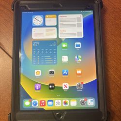 iPad Pro 1st gen 9.7” Model WiFi Only 128GB