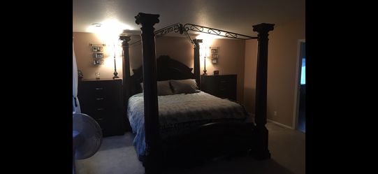 California King bedframe