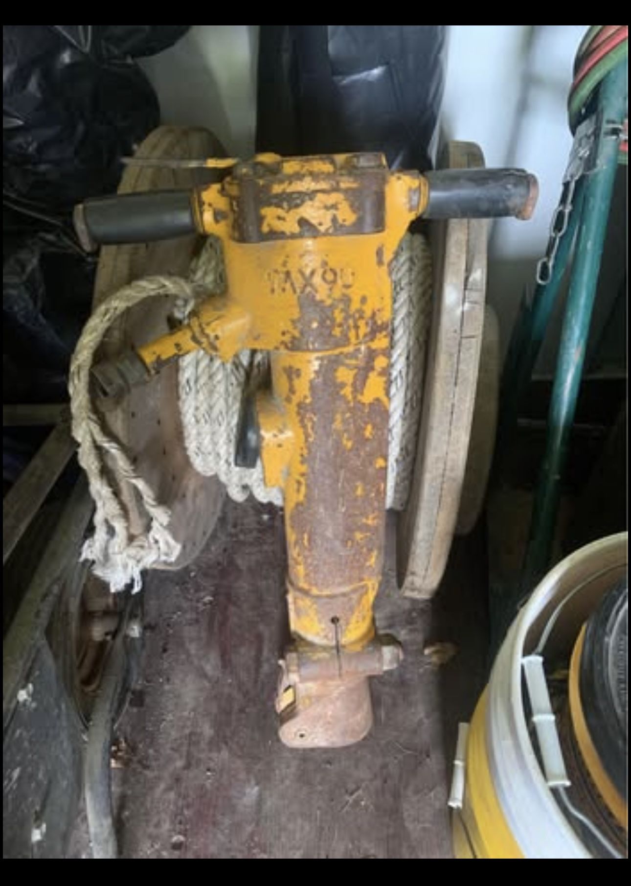 Industrial Strength Jack Hammer Ingersoll MX90
