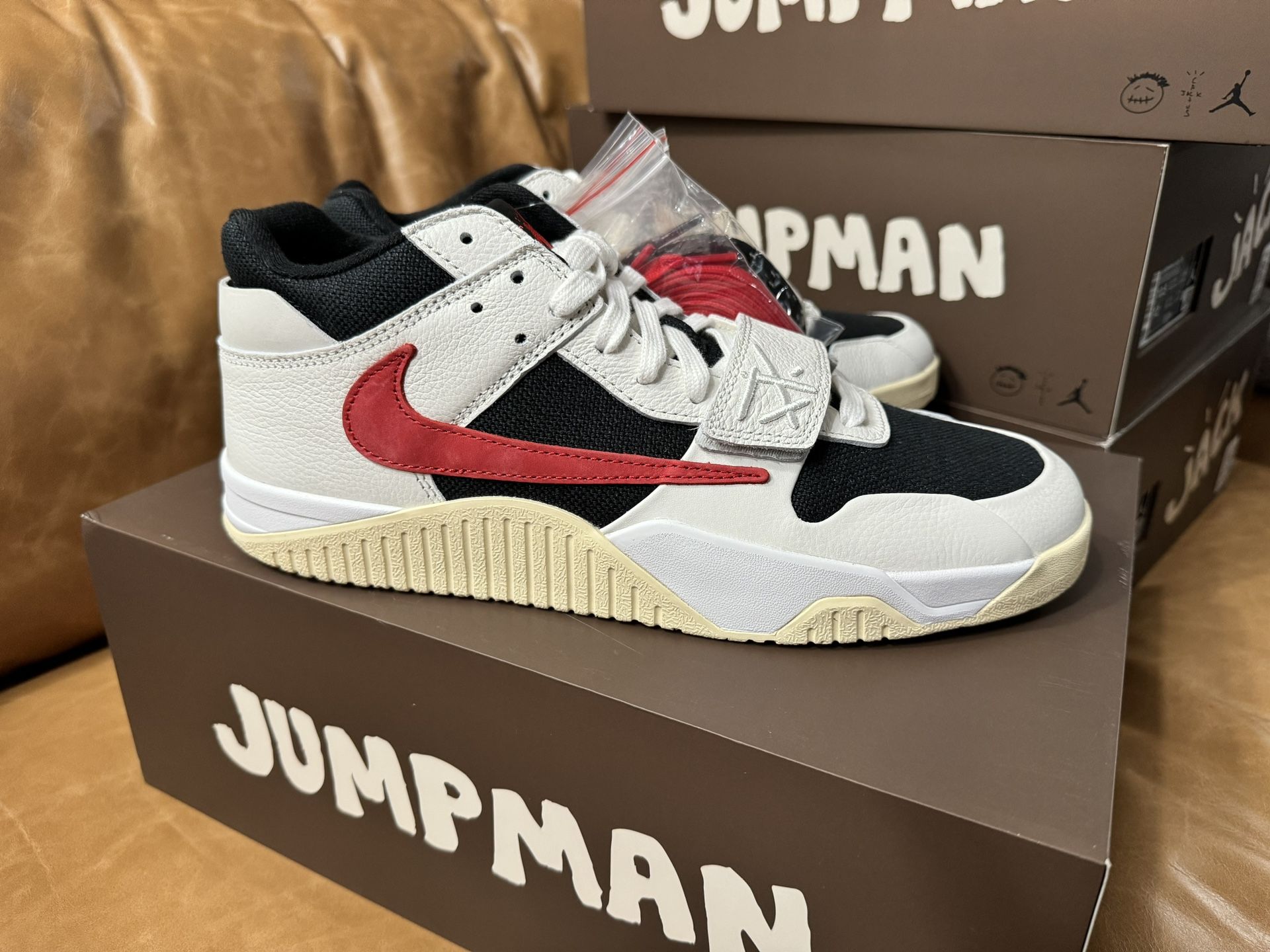 Air Jordan Jumpman Jack TR Travis Scott University Red