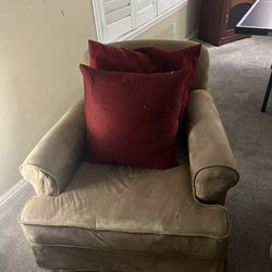 Rocking Chair With Pillows 