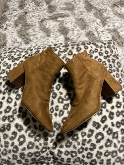 Suede Boots 