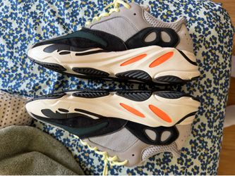Yeezy 700 Wave runner