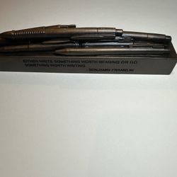 Pen and Pencil Paperweight Benjamin Franklin Quote "EITHER WRITE SOMETHING..."