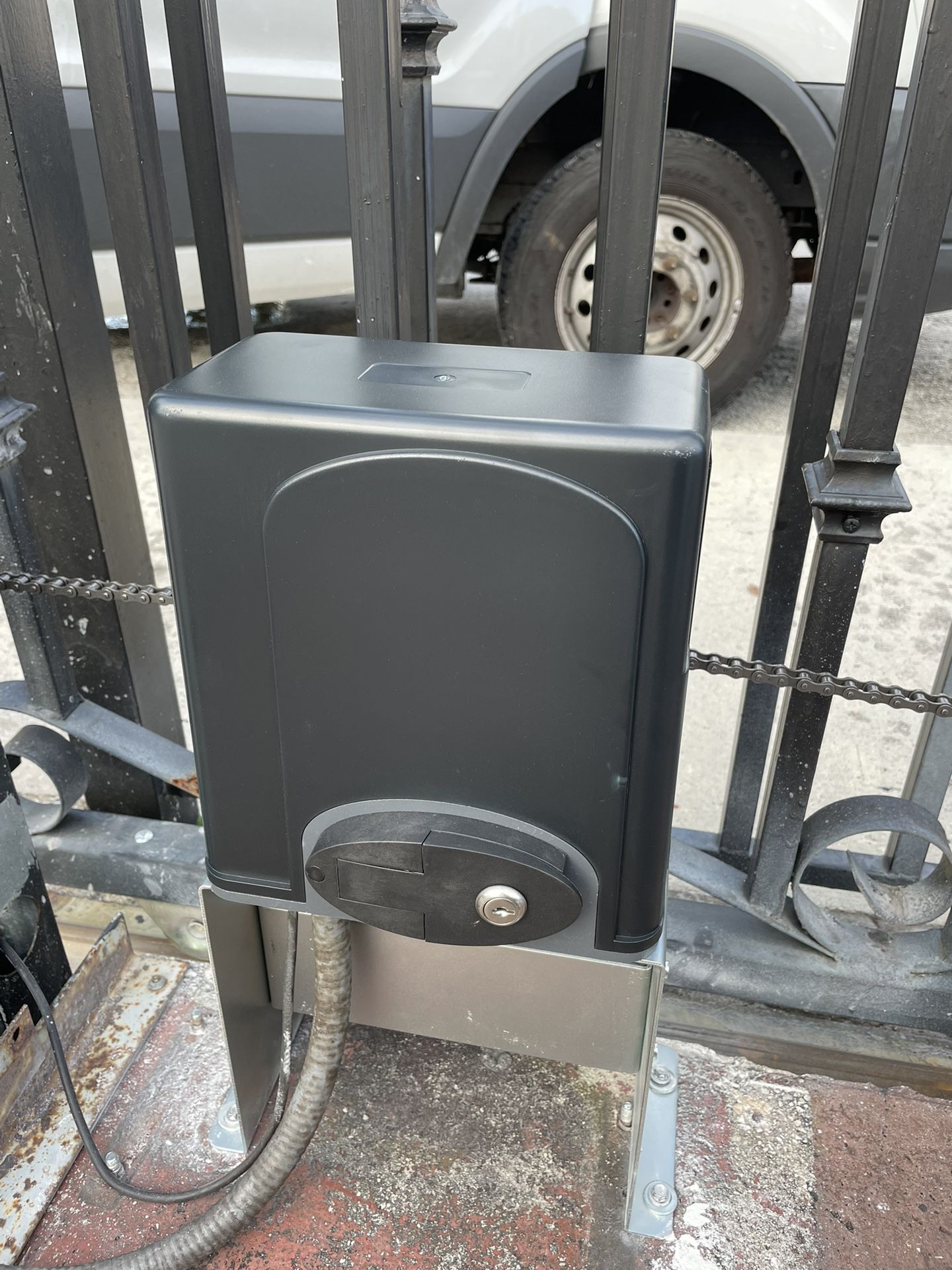 Motor Para Rejas/Gate Motor for Sale in Hialeah, FL OfferUp