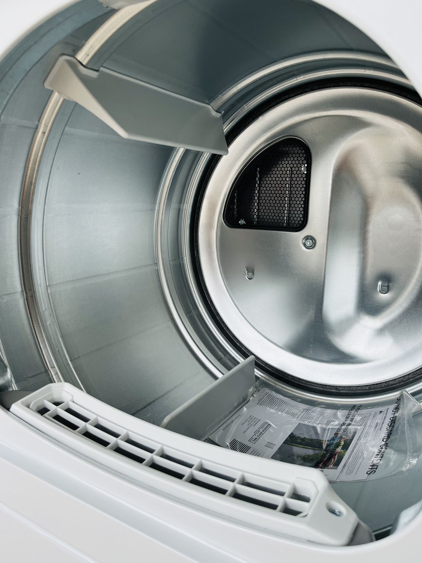 NEW Speed Queen TC5 Top loading Washer And Speed Queen DC5 Gas Dryer