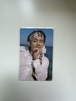 BTS V (Taehyung) Official Butter Photocard