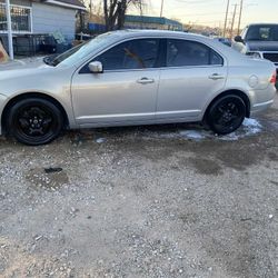 2010 FORD FUSION